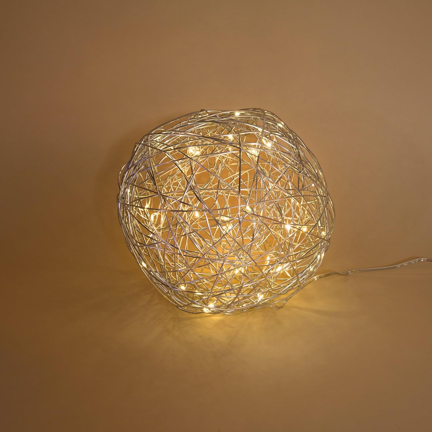 esotec Drahtkugel Solarkugel außen, 50 LEDs 3000K warmweiß, Akku, LED Leuchtkugel, Solarleuchte, Kugelleuchte, Weihnachtsdeko outdoor, 102115 — Ansicht 3