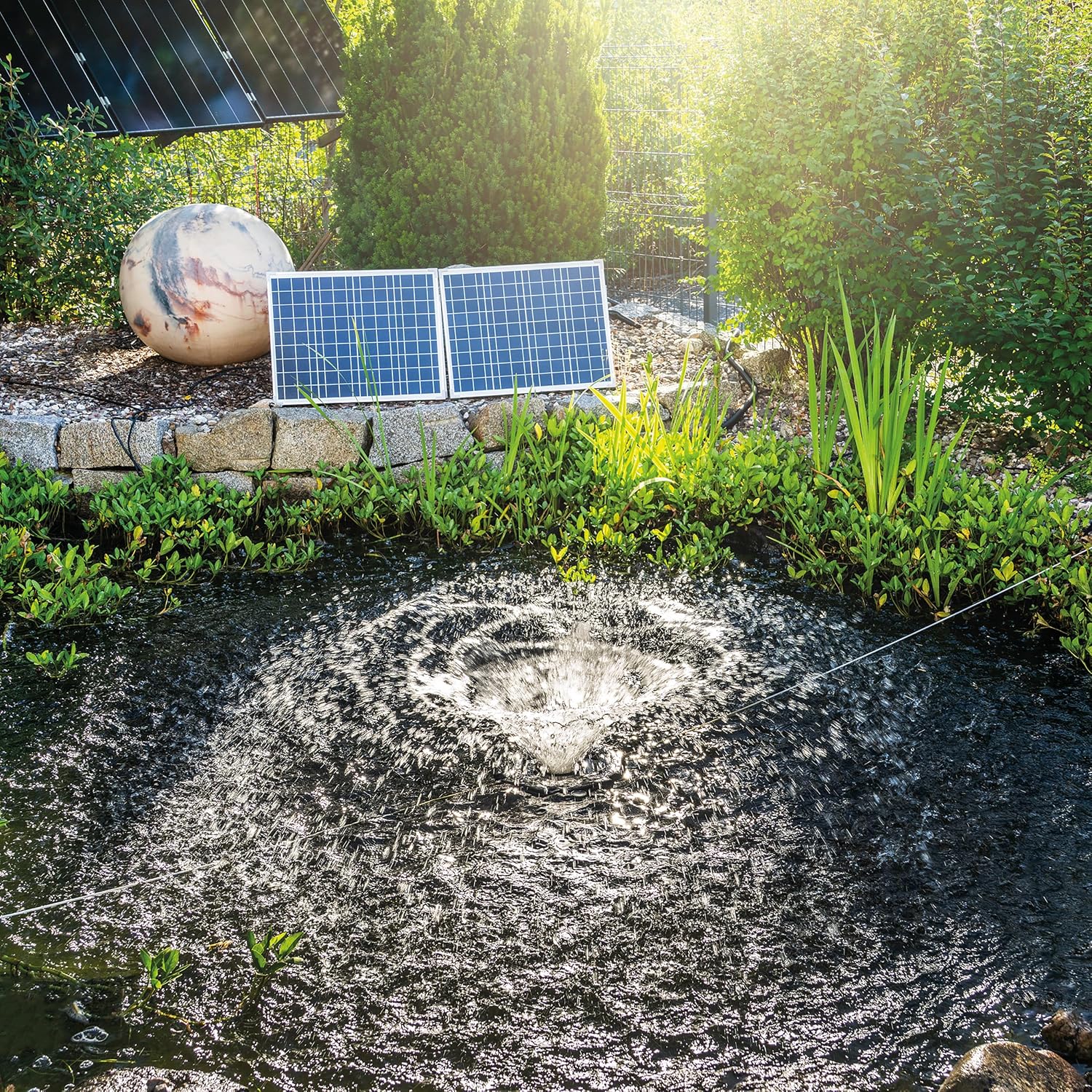 Esotec Schwimmender Solar-Fisch-Teichbelüfter Jet Flow 100/10000, Fernbedienung, Outdoor Teichpumpe mit 2x50Wp Solarmodule, 10000l/h Wasserumwälzung, 2x10m Fixierseile 101895 — Ansicht 2
