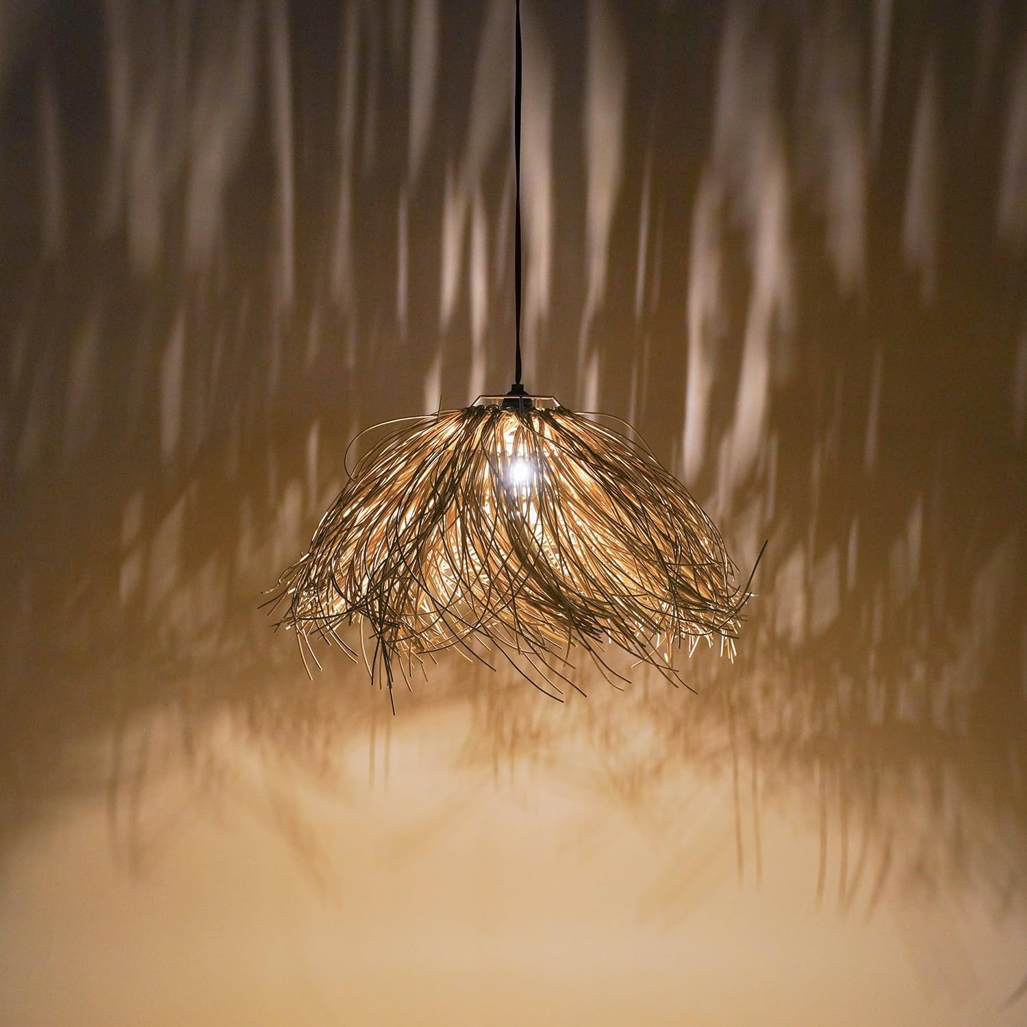 Esotec Solar LED Hängeleuchte Alexandria, Boho Stil, Polyrattan, Solarlampe, Wintergarten, LED-Lampenschirm, Deckenlampe, outdoor, außen, wetterfest, 2800K, Höhe 20cm, IP44, 102251 — Ansicht 3