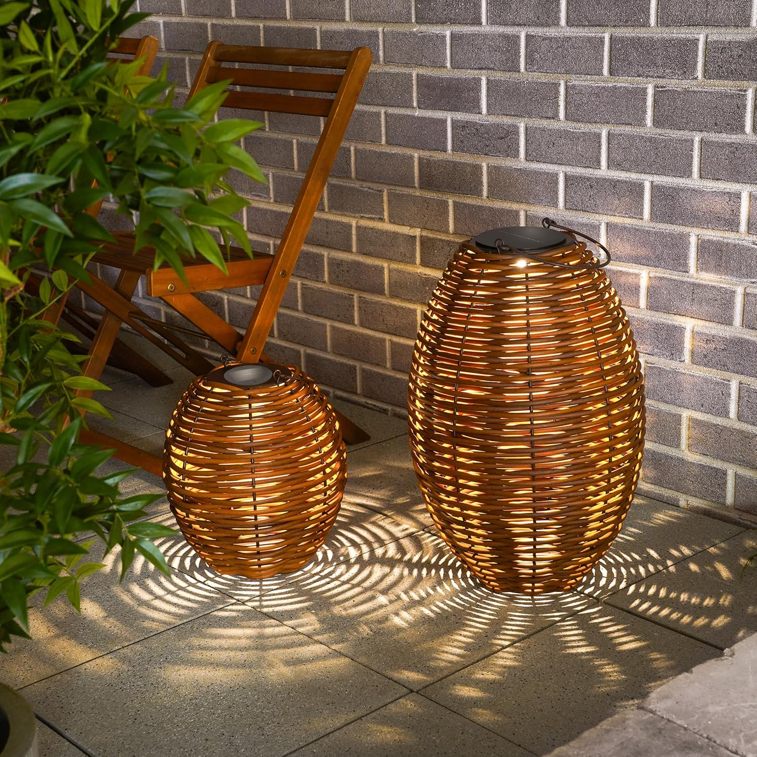 Esotec Solar Rattan Windlichter Victoria, 2er Set, Polyrattan, USB-C Ladeanschluss, CCT Funktion, 3 Lichtfarben, Akku, Metallgestell, IP44, Solarleuchte Rattan, wetterfest, outdoor, außen, 102280 — Ansicht 2