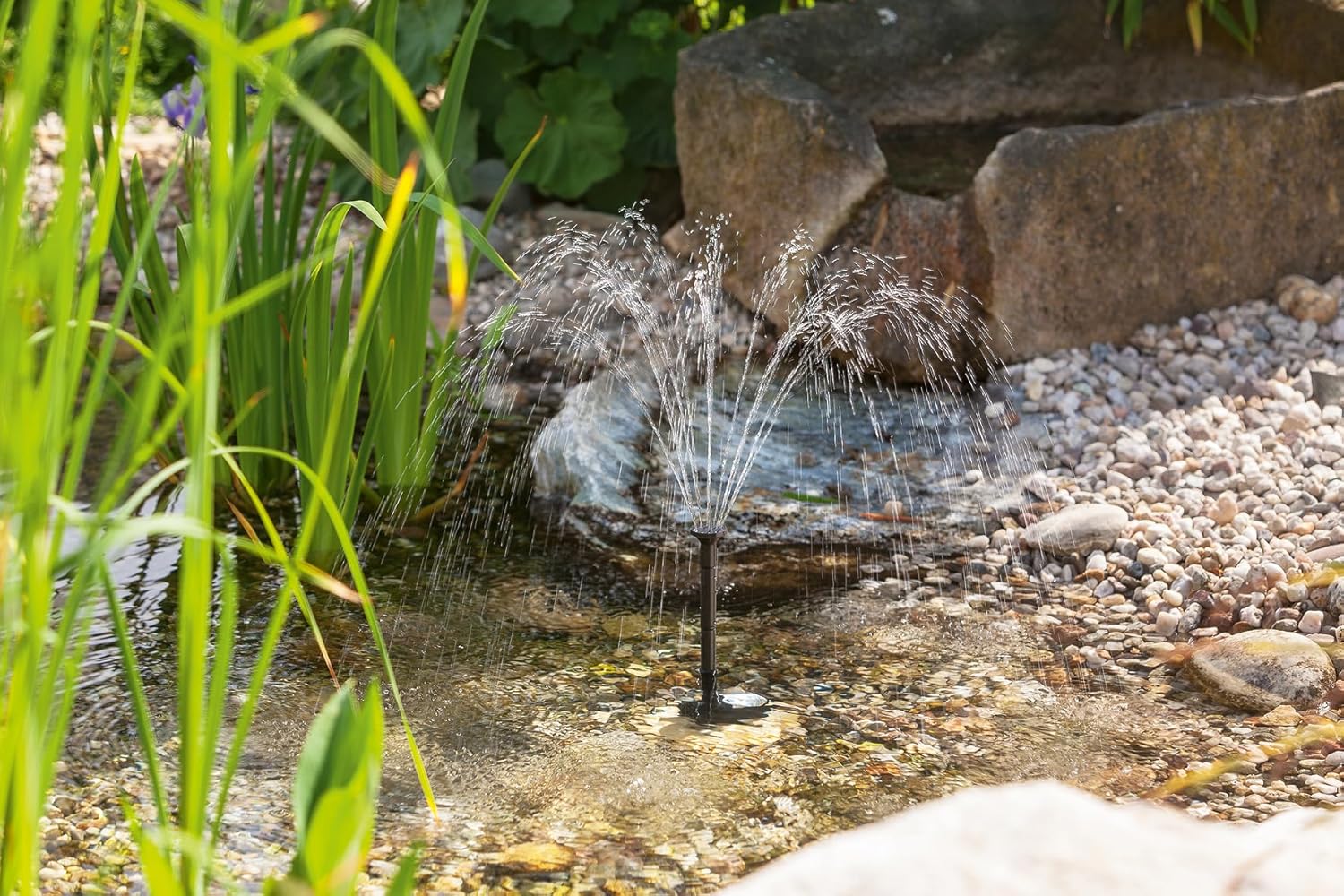 esotec Solar Teichpumpe 170 l/h mit 2W Solarmodul – Solarbrunnen für Gartenteich & Wasserspiel – Direktbetrieb, 4 Fontänenaufsätze 101010 — Ansicht 4