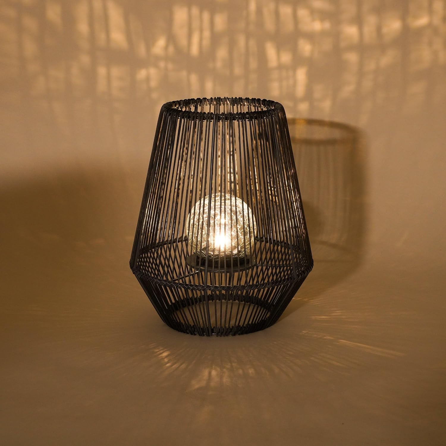 Esotec Solarleuchte Ilona, Dekoleuchte, Polyrattan, Crackle Ball Bruchglaskugel, LED Gartenleuchte, Solarlaterne, Solarlichter, Akku, Metall, IP44, wetterfest, außen, schwarz, Höhe 31,5cm, 102207 — Ansicht 3