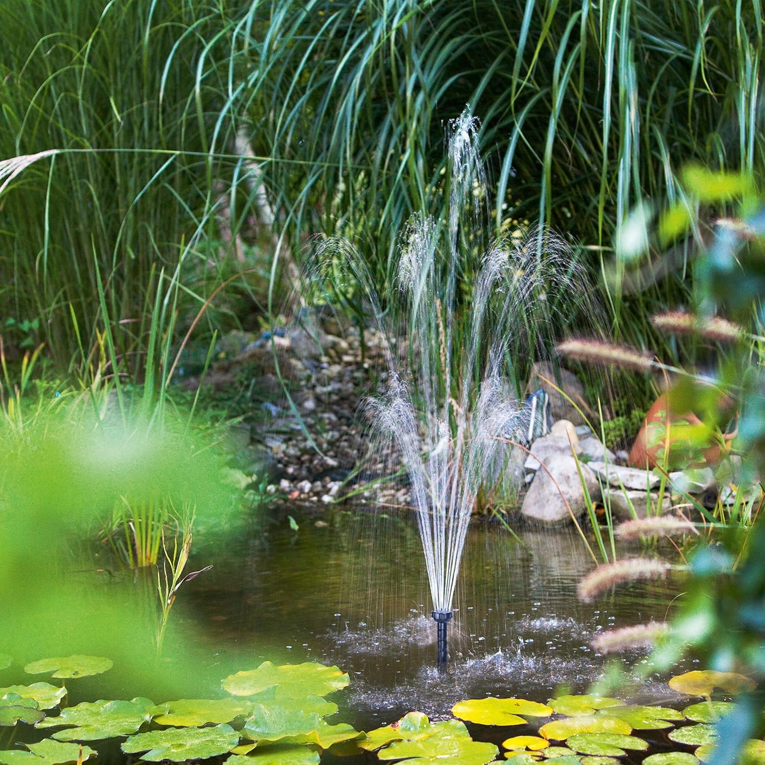 esotec Teichpumpe Fountain 500/650 mit Sprinklerset, Springbrunnenpumpe 650 l/h, Teichpumpe mit 2 Fontänenaufsätzen, 5 m Kabel inklusive 101993 — Ansicht 5